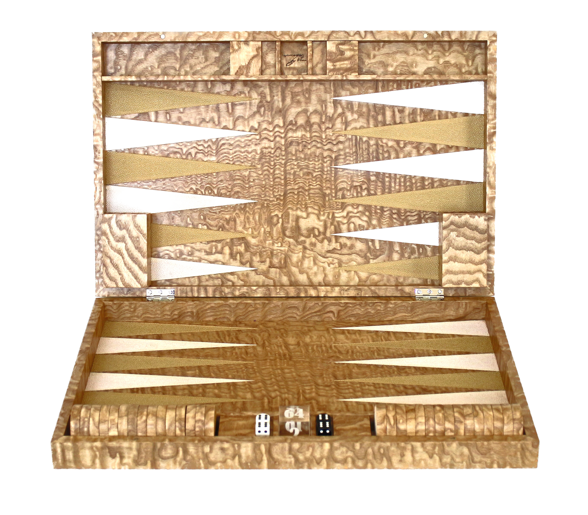 Beautiful backgammon set in exceptional tamo ash wood